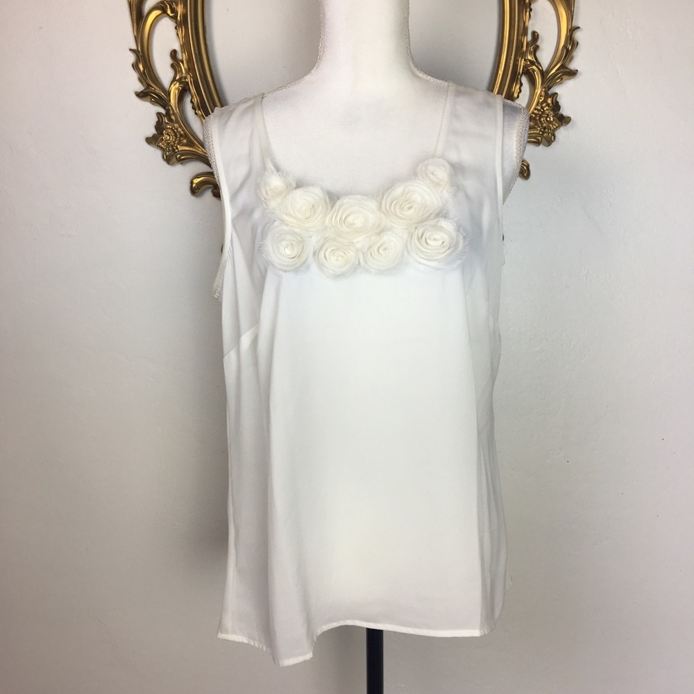 Loft Ann Taylor White/Ivory Sleeveless Top Size M